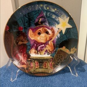 Wizard Troll Decorative Collector Plate in Purple and Gold